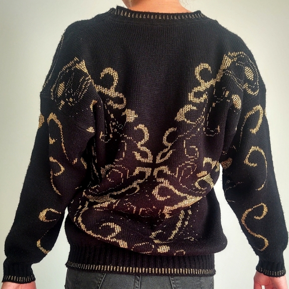 Vintage 80s Style Sweater Shimmery Gold Swirls - Picture 4 of 11
